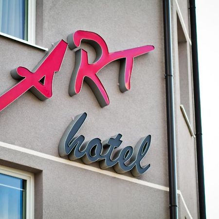 Art Hotel سلافونسكي برود المظهر الخارجي الصورة