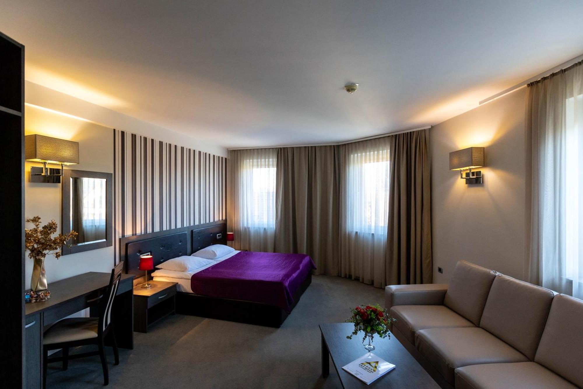 Art Hotel سلافونسكي برود المظهر الخارجي الصورة