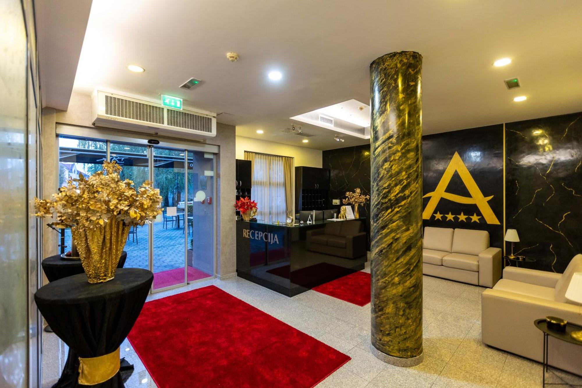 Art Hotel سلافونسكي برود المظهر الخارجي الصورة